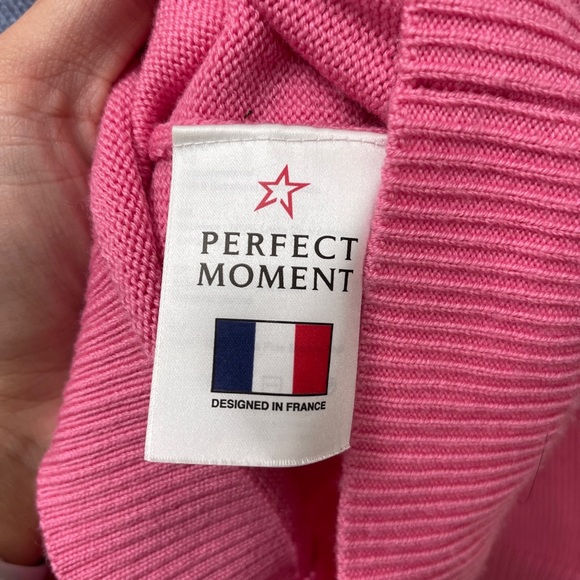 PERFECT MOMENT
Bear Sweater - Picture 4 of 6